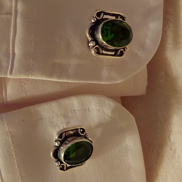 Sassy Wildflower Other - NWT Peridot Sterling Silver Cuff Links